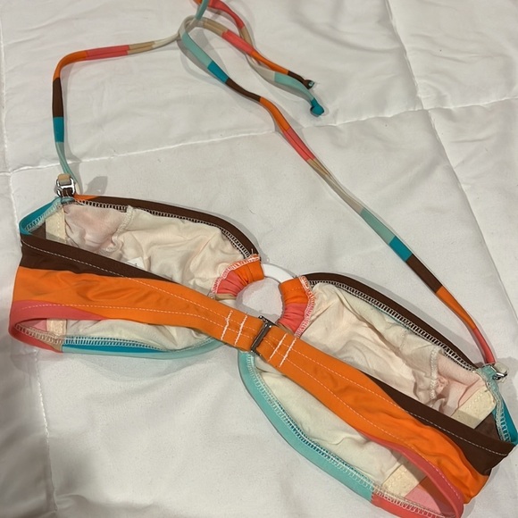 Bikini top size medium - Picture 2 of 2